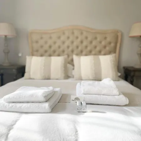 Auberge Du Chasseur Grosrouvre Room photo