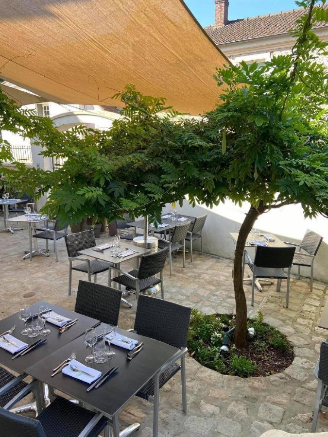 Du Chasseur Bed & Breakfast 3*